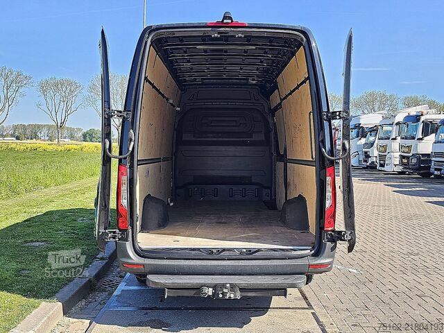 Bestelauto MERCEDES-BENZ SPRINTER 315 L3H2 Mbux Automaat!