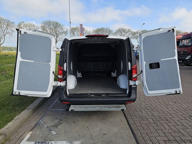 Στέισον βάγκον με ψηλή οροφή MERCEDES-BENZ 