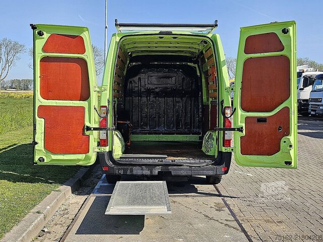 Στέισον βάγκον με ψηλή οροφή RENAULT MASTER 2.3 DCI 130 H2 LAADKLEP