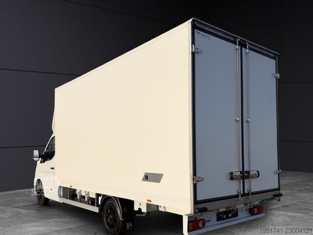 Кутиевиден ван RENAULT Master Koffer 4,9mx2,2mx2,3m Klima Tempomat