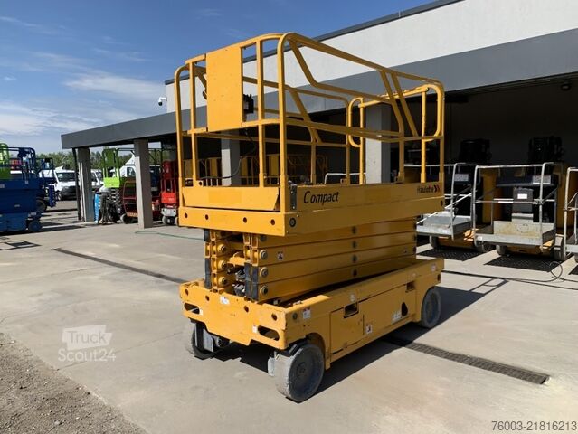 ножичний підйомник Haulotte Compact 12 - 12m, electric