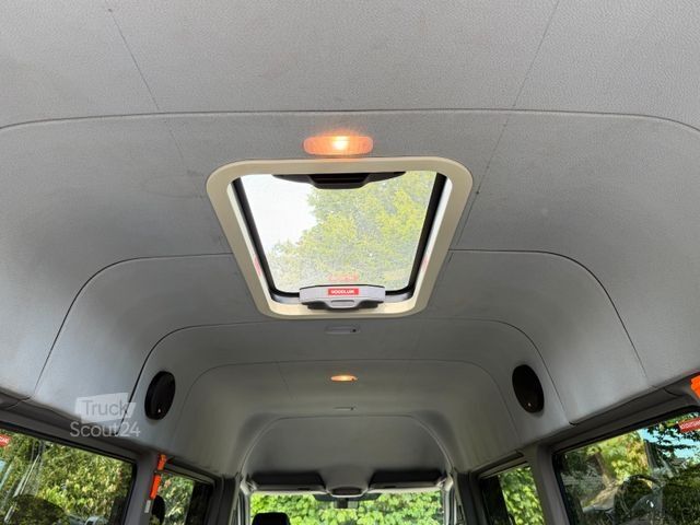 حافلة سياحية VOLKSWAGEN Crafter 50 2.0 Tdi ReiseBus 1+16 Sitze Klima Ahk