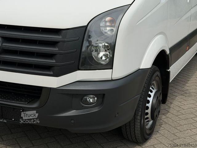 حافلة سياحية VOLKSWAGEN Crafter 50 2.0 Tdi ReiseBus 1+16 Sitze Klima Ahk