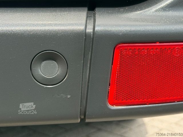 حافلة سياحية VOLKSWAGEN Crafter 50 2.0 Tdi ReiseBus 1+16 Sitze Klima Ahk