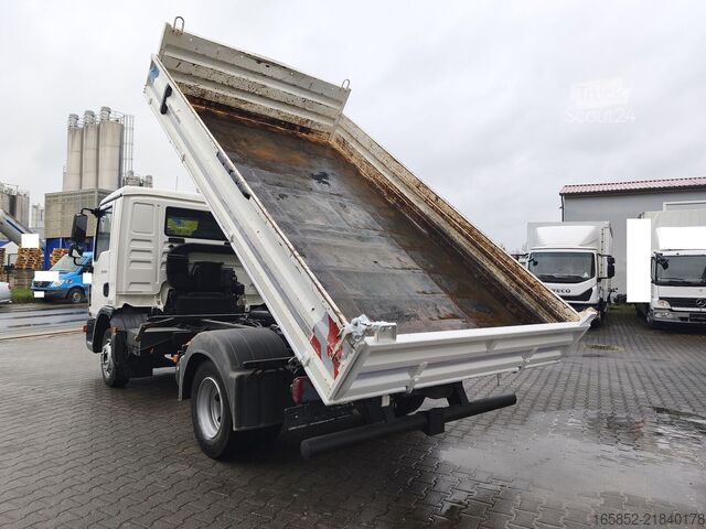 Tipper 3 côtés MAN TGL 8.220