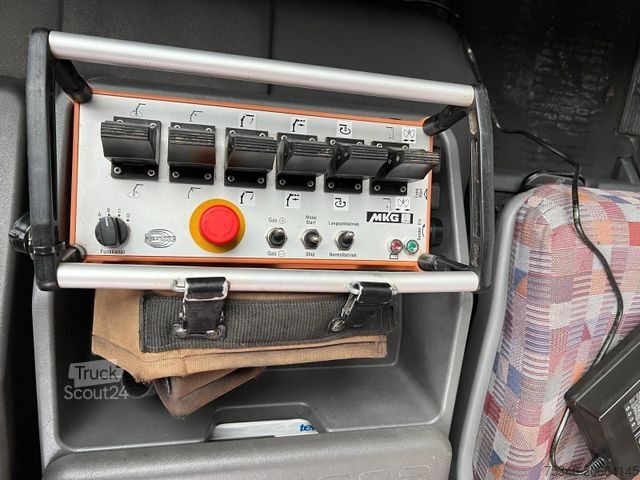 Kroklastbil IVECO ML 120E18 Abrollkipper/Kran-Mulde/Funk/Seilwinde