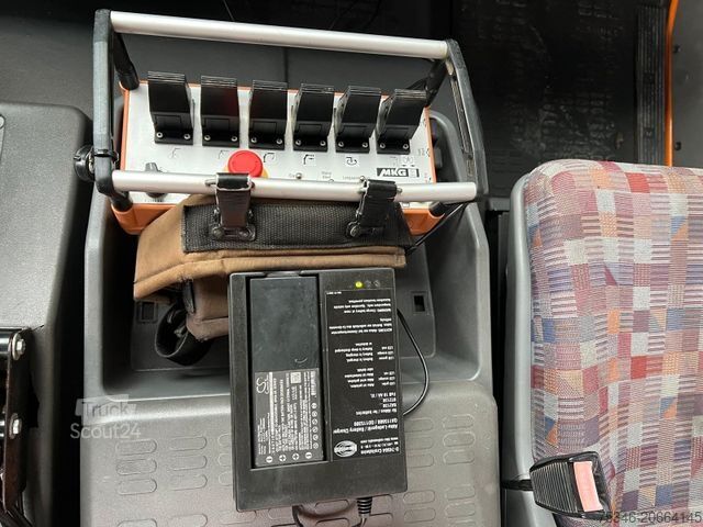 Kroklastbil IVECO ML 120E18 Abrollkipper/Kran-Mulde/Funk/Seilwinde