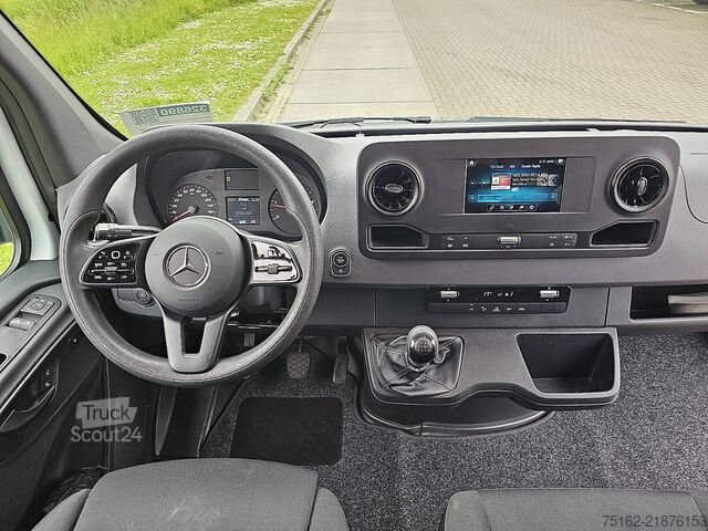 Stationvogn med højt tag MERCEDES-BENZ SPRINTER 317 L2H2 RWD 360 Camera