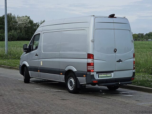 Stationvogn med højt tag MERCEDES-BENZ SPRINTER 316 L2H2 Automaat 163Pk!