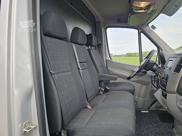 Stationvogn med højt tag MERCEDES-BENZ SPRINTER 316 L2H2 Automaat 163Pk!