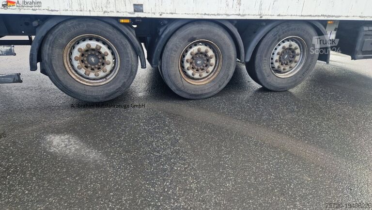 Auflieger mit Walkingfloor Schmitz SW 24 Schubboden, Liftachse,Ersatzradhalterung Kabelfernbedienung, Trichter