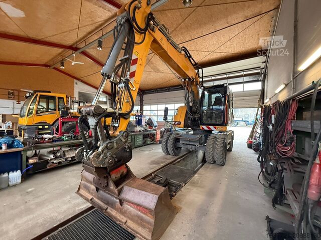 Compact Liebherr A918 Compact