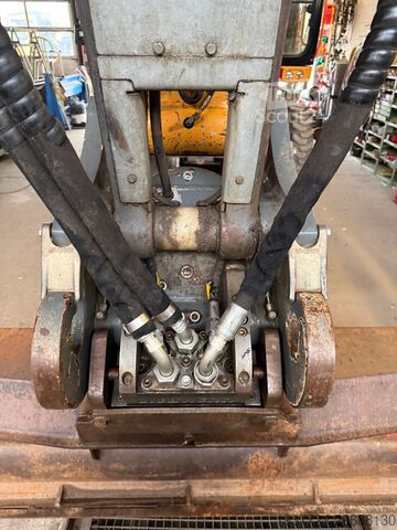 Compact Liebherr A918 Compact