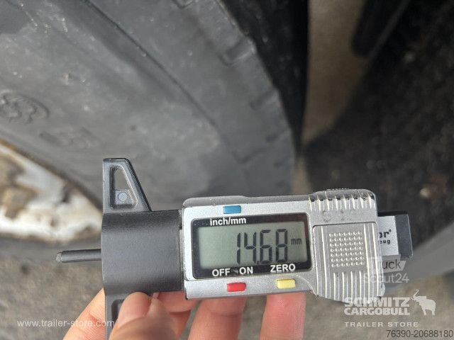 Avoin puoliperävaunu pressulla Schmitz Cargobull Semitrailer Curtainsider Standard