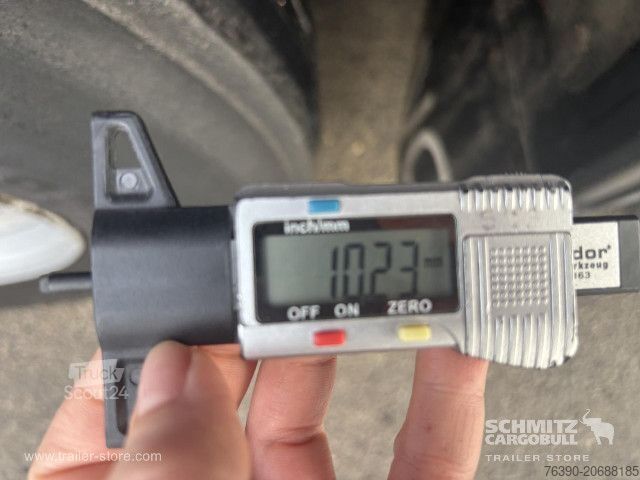 Avoin puoliperävaunu pressulla Schmitz Cargobull Semitrailer Curtainsider Standard