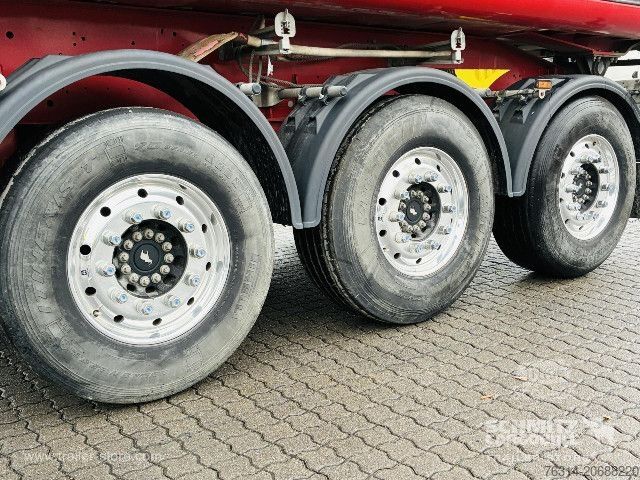 Pašizgāzēja puspiekabe Schmitz Cargobull Kipper Alukastenmulde Thermomulde 26m³