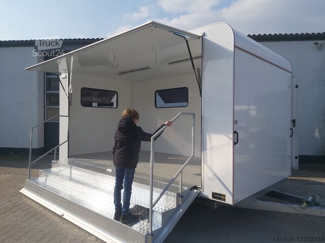 Other Other Präsentatiopn Messe Event Trailer begehbar über Treppenanlage 470cm Innenlänge verfügbar