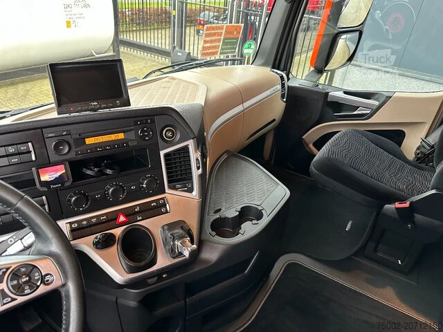 MTS standard Mercedes-Benz Actros 2642 6x2, EURO-6, 656.345km, lift- and s...