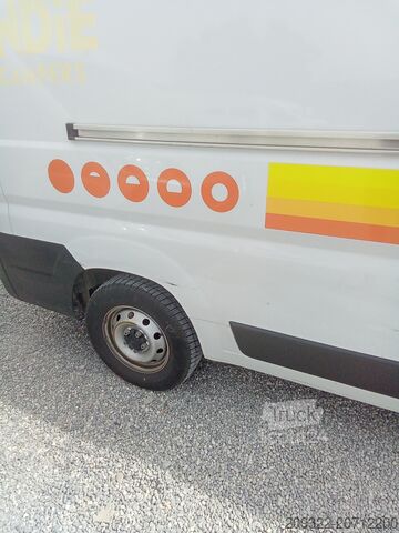 Caravan/camper Fiat Weinsberg Carabus 600 K | 4 Posti Letto | Completamente Attrezzato