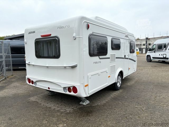 Caravana HYMER/ERIBA Eriba Feeling 425 1.600 kg, Schlafdach, Combi 4E