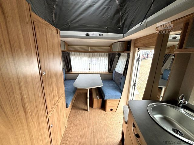 Caravana HYMER/ERIBA Eriba Feeling 425 1.600 kg, Schlafdach, Combi 4E