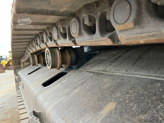 Crawler excavator Caterpillar 336EL