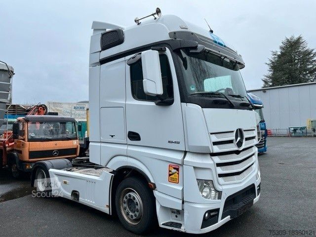 Cap tractor voluminos MERCEDES-BENZ 1845 LSnRL Low Liner - Standklima -