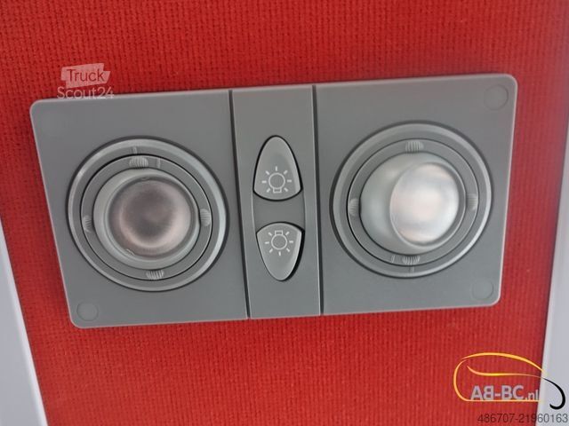 Touringcar MERCEDES-BENZ Intouro 49 Sitze Liftbus EURO 6