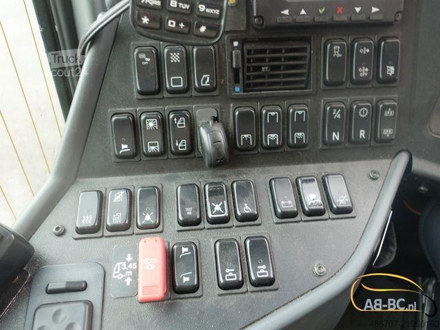 Touringcar MERCEDES-BENZ Intouro 49 Sitze Liftbus EURO 6