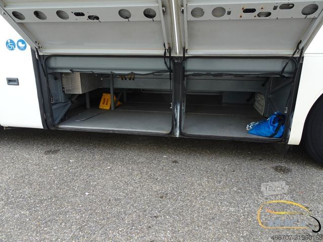 Touringcar MERCEDES-BENZ Intouro 49 Sitze Liftbus EURO 6