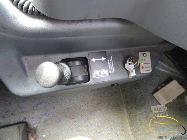 Touringcar MERCEDES-BENZ Intouro 49 Sitze Liftbus EURO 6