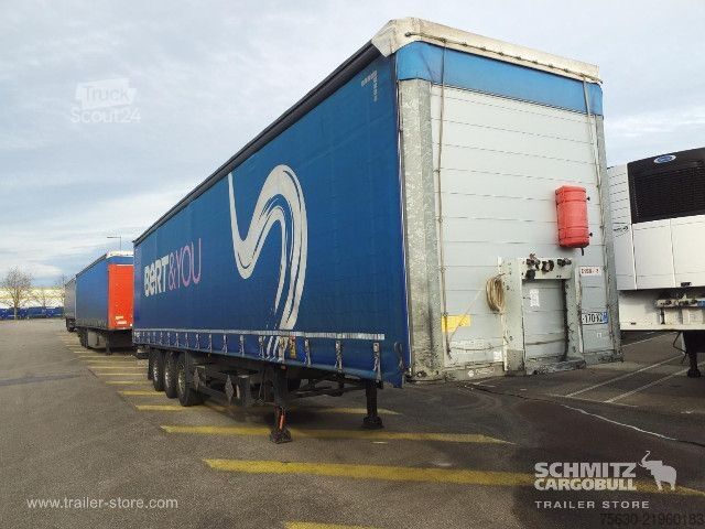 Auflieger mit Pritsche & Plane Schmitz Cargobull Semitrailer Curtainsider Standard