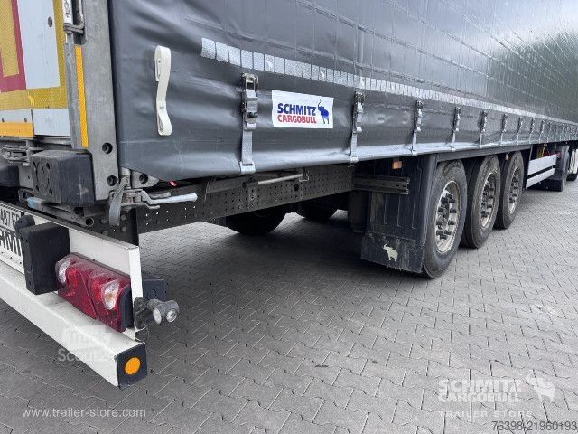 Auflieger mit Pritsche & Plane Schmitz Cargobull Curtainsider Standard
