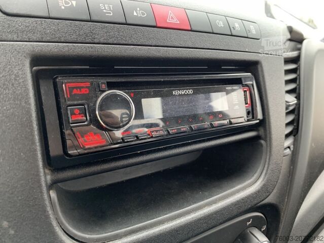 Furgone chiuso Iveco Daily Multitel MT222 - 22m, 200kg