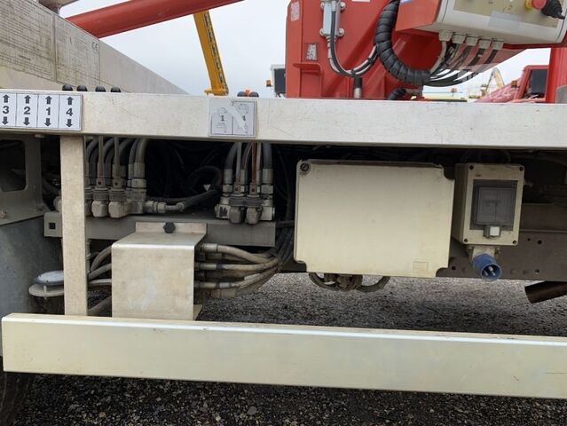 Furgone chiuso Iveco Daily Multitel MT222 - 22m, 200kg