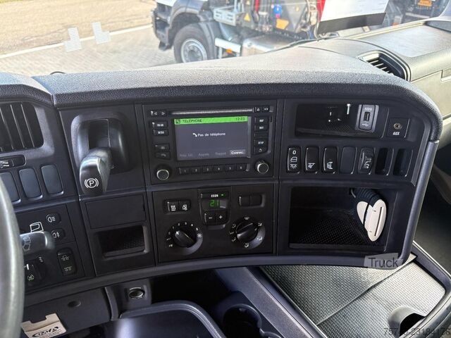 Scania R 450 + HIAB 422 E-6---6X EXT.+ EURO 6 + 6X2 + ESSIEU DIRECTEUR/élévateur + MANUEL + TÉLÉCOMM Scania R 450 + HIAB 422 E-6---6X EXT.+ EURO 6 + 6X2 + ...