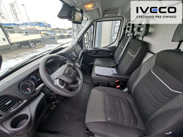 Furgoneta caja IVECO Daily 70C18HA8 / Kamera / Spoiler / Klima