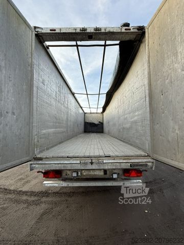 Auflieger mit Walkingfloor KRAKER CF200 90 m³*ALCOA*