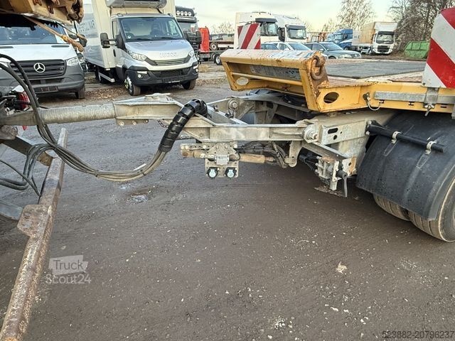 Prikolica z nizko platformo SCHWARZMÜLLER hydr. Rampen*verbreiterbar*Rungen*SAF*9m*