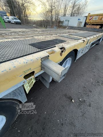 Prikolica z nizko platformo SCHWARZMÜLLER hydr. Rampen*verbreiterbar*Rungen*SAF*9m*