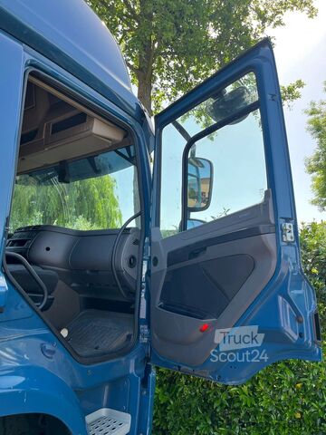 Standard-SZM DAF CF 370 FT