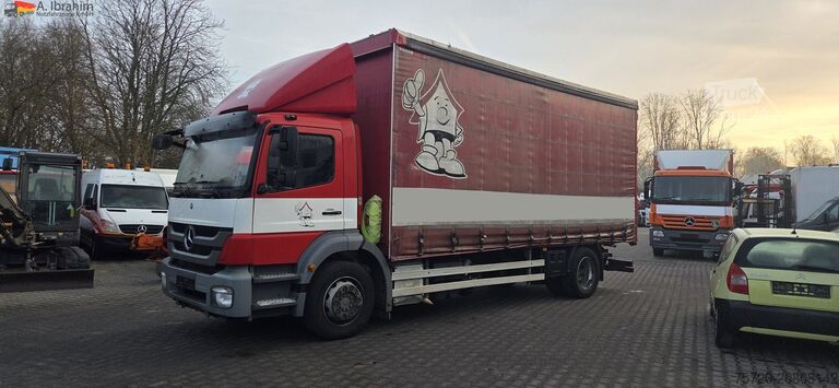 Camion cu platformă și prelată Mercedes-Benz 1829L Staplerhalterung, , Schiebeplane Türen, Scheckheft, Zustand gut