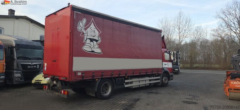 Camion cu platformă și prelată Mercedes-Benz 1829L Staplerhalterung, , Schiebeplane Türen, Scheckheft, Zustand gut