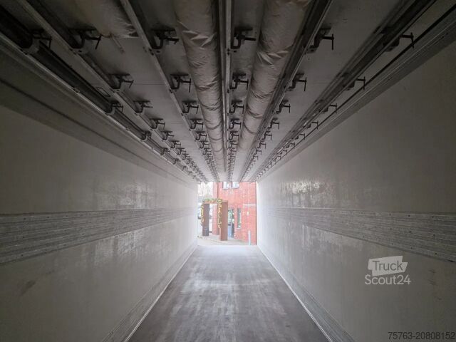 Transport refrigerat/congelat Schmitz Cargobull SCB*S3B - Thermoking SLXe 200 - Rohrbahnen / Me...