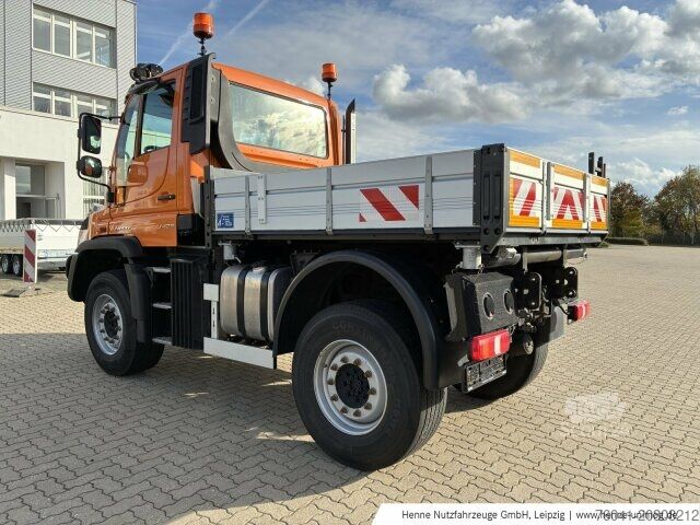 Mezőgazdasági gép Mercedes-Benz Unimog U 423 4X4 3000