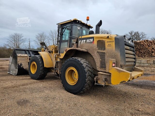 Chargeuse sur pneus Caterpillar 962 M
