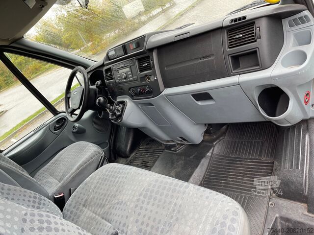 Kleinbus Ford Transit Minibus 2.4 - Dach-Klima - 17er