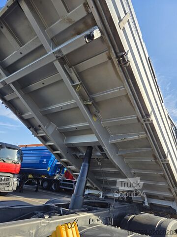 Sklápěcí vůz Mercedes-Benz Arocs 2846 6x4 MEILLER HIAB 232 E S-5