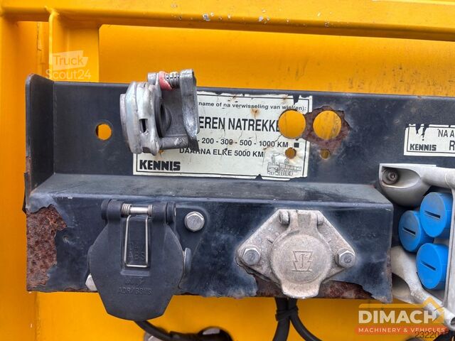Pacton TPD 348 essieu relevable - 2 essieux directeurs - grue kennis 16 000 avec moteur hatz DM1378 Pacton TPD 348 liftas - 2 x stuuras - Kennis 16.000 kr...