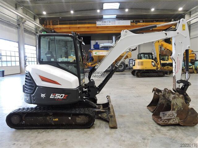 Bobcat E50 με 3 κάδους εκσκαφέα Bobcat E50 3 Buckets
